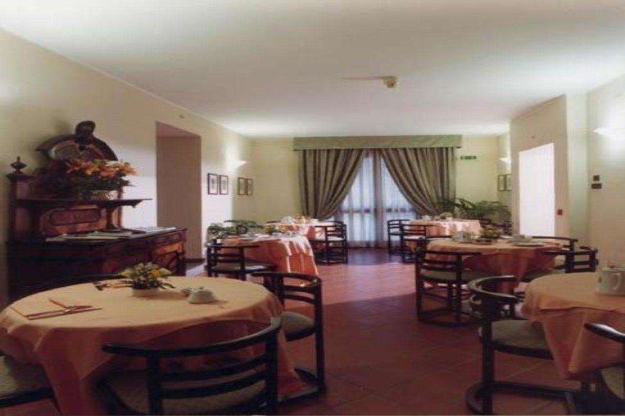 ספלו Hotel Palazzo Bocci מראה חיצוני תמונה