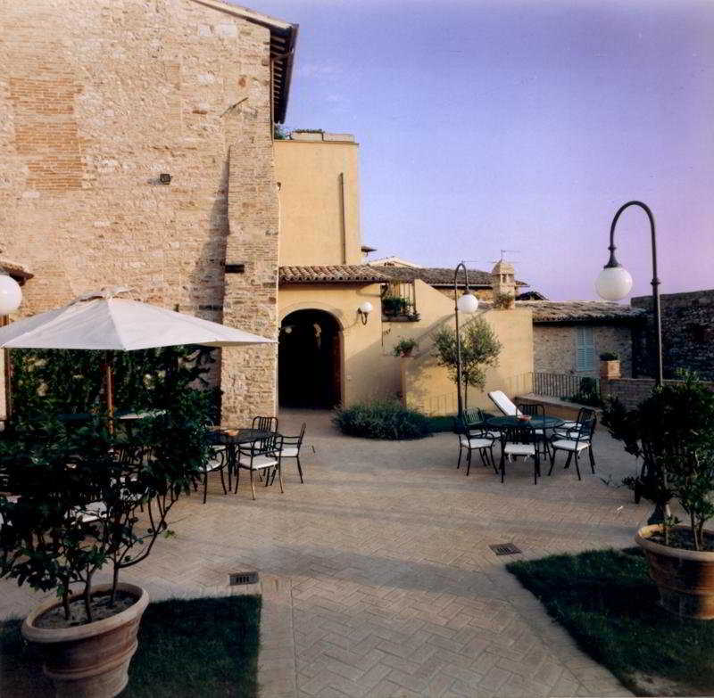 ספלו Hotel Palazzo Bocci מראה חיצוני תמונה